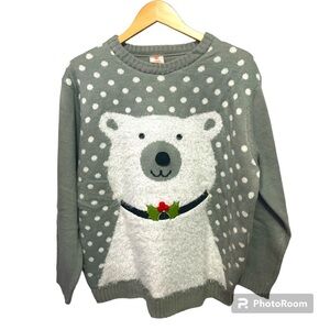 Cute but kinda useless Christmas 🎄 Polar Bear 🐻‍❄️ Polka Dot Sweater